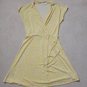 Mango Women's Yellow Floral V-Neck Dress, Size Medium / 6